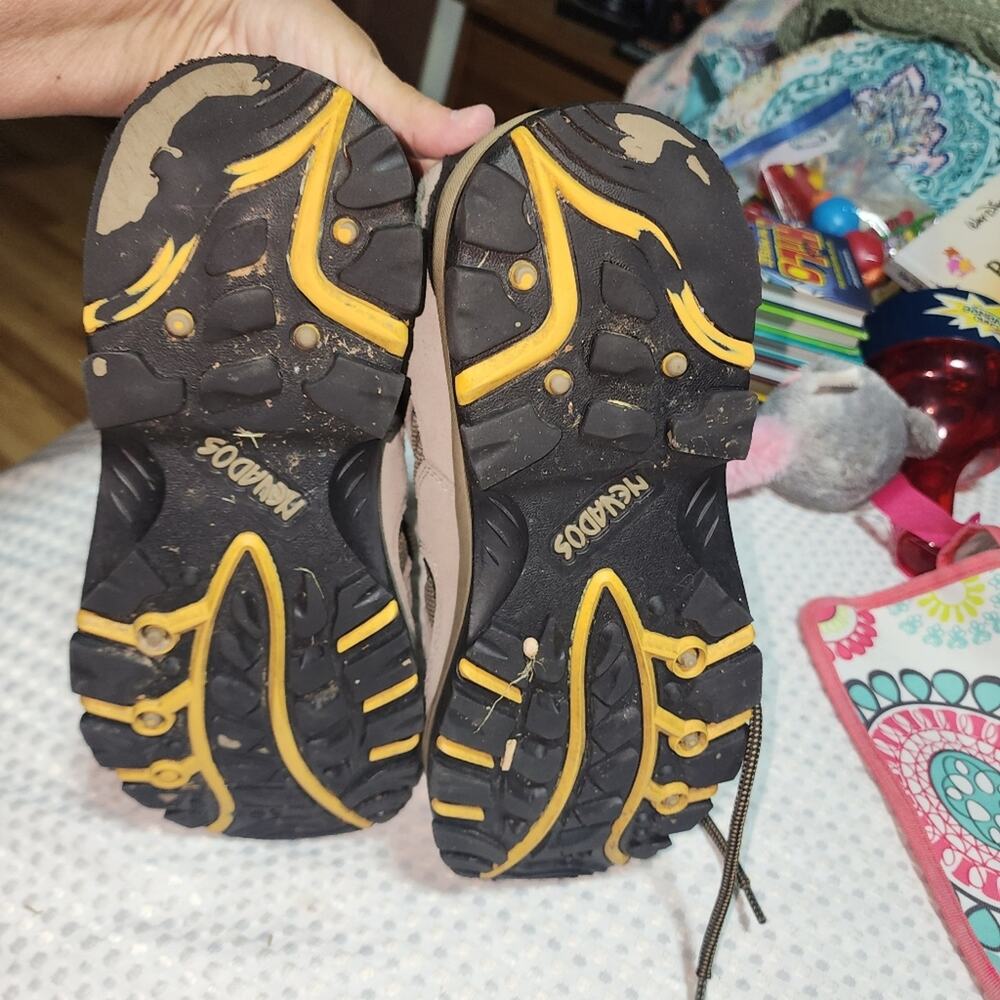 NEVADOS EUC MENS SIZE 9M BOOMERANG II LOW HIKING BROWN OLIVE SHOES - Picture 7 of 11